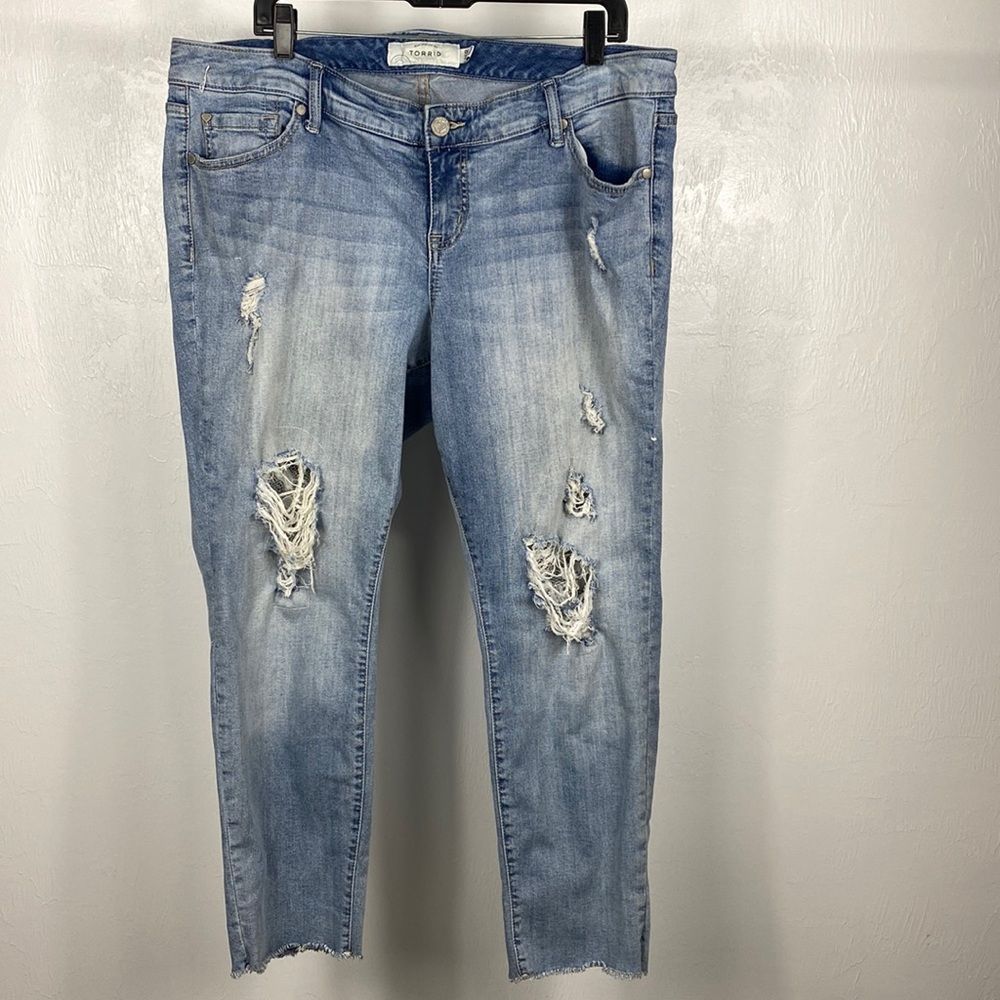 Torrid Distressed Mid Rise Raw Hem Distressed Skinny Jeans Size 16 R